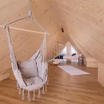 Highlander Style Two-storey Hrube Wyzne In With Air Conditioning By Renters Prestige Lägenhet