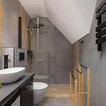 Highlander Style Two-storey Hrube Wyzne In With Air Conditioning By Renters Prestige *